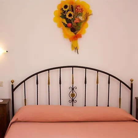 בית כפרי Agriturismo Sant' Ansano