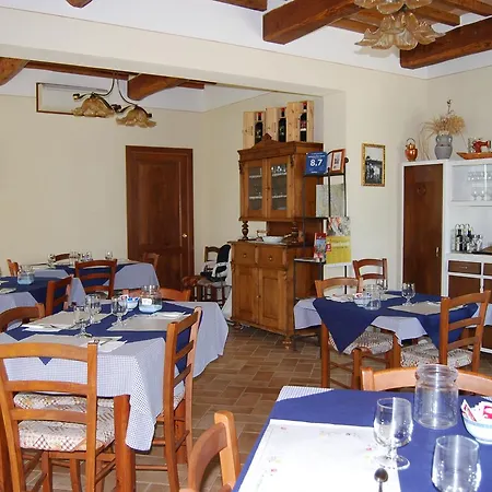 בית כפרי Agriturismo Sant' Ansano *